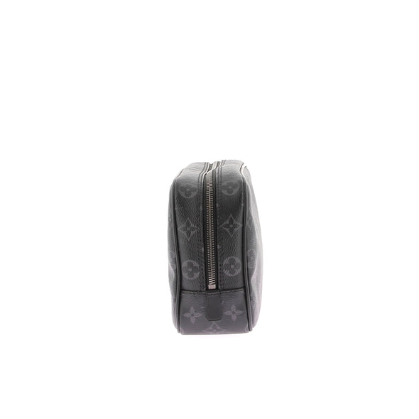 Trousse de toilette en cuir