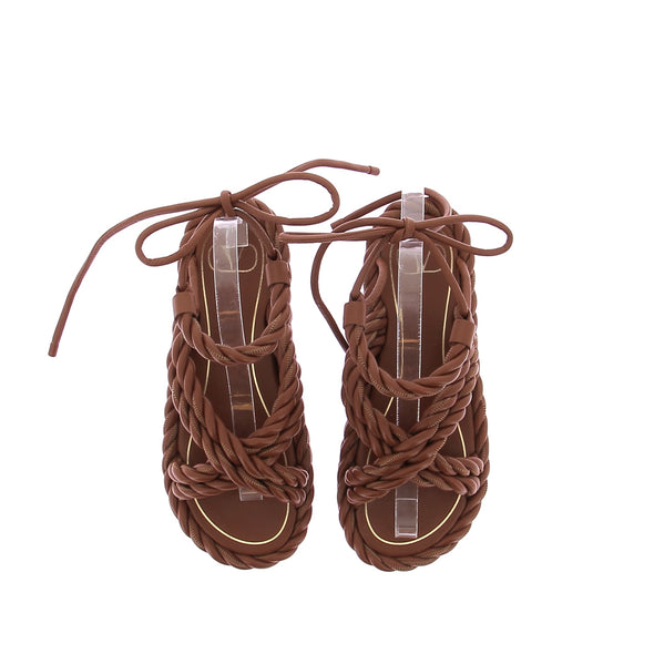Sandales tressées marrons