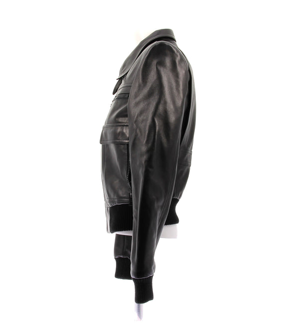 Veste en cuir noir