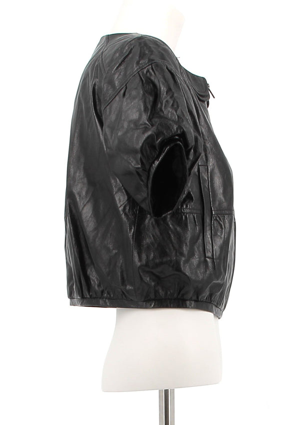 Gilet court en cuir à manches courtes