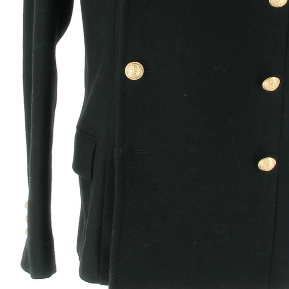 Manteau à boutons dorés