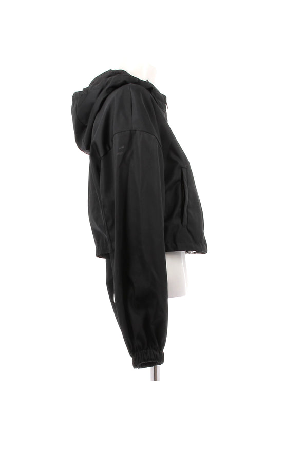 Veste à capuche noire