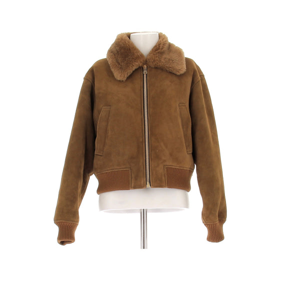 Veste en peau retournée