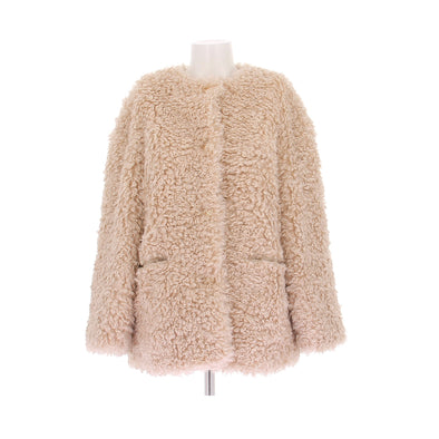Manteau en fausse fourrure