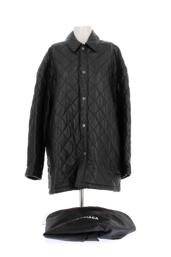 Manteau en cuir matelassé
