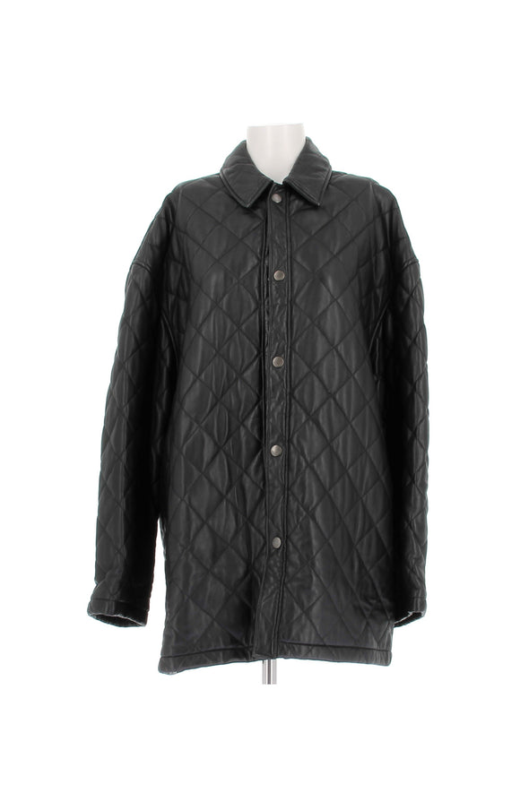 Manteau en cuir matelassé