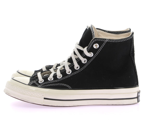 Baskets noires montantes "CHUCK TAYLOR ALL STAR HI"