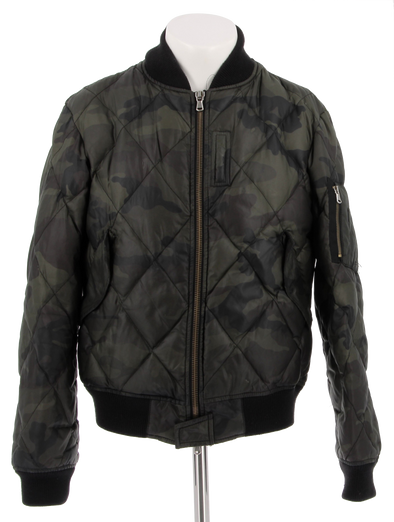 Bomber militaire