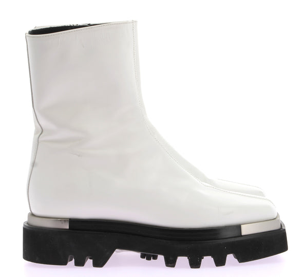 Bottes blanches