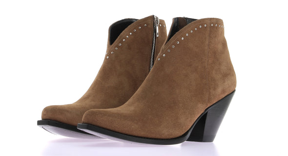 Bottines en suede camel