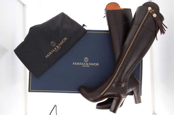 Bottes à talons hauts marron foncé