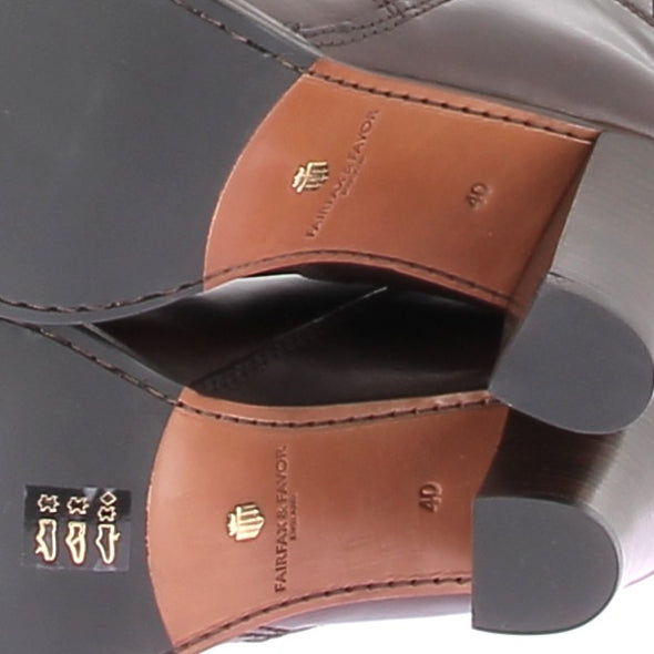 Bottes à talons hauts marron foncé