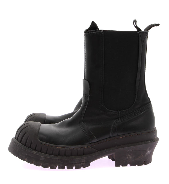 Bottes noires