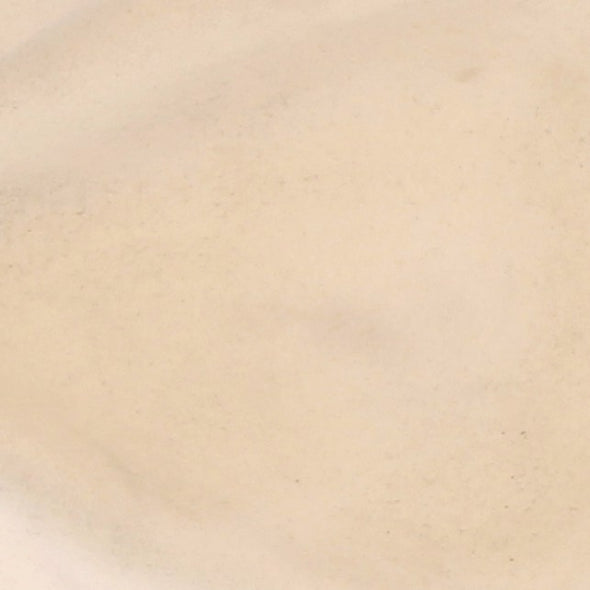 Chapeau beige à ruban blanc