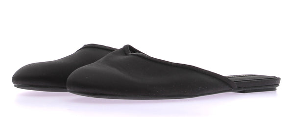 Chaussons noirs en satin