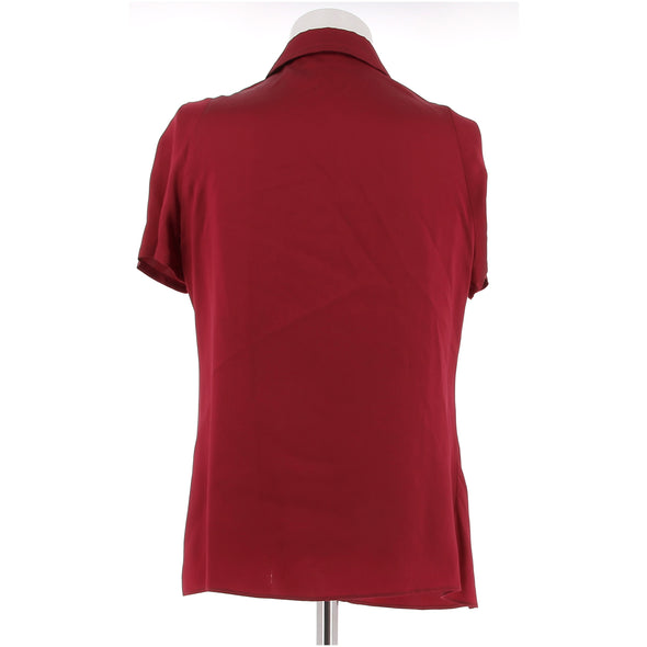 Chemise en soie rouge