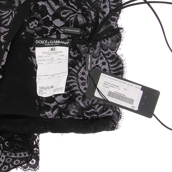 Top noir à dentelle