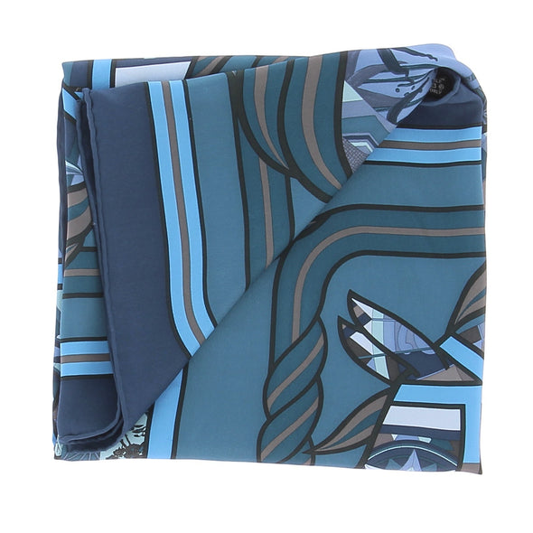 Foulard bleu à motifs