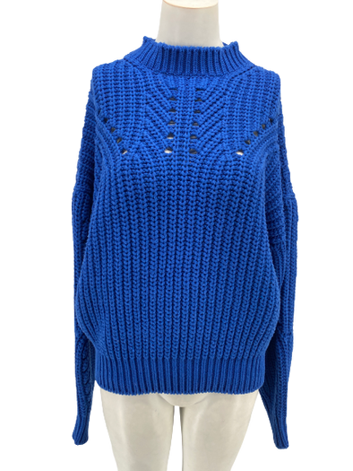 Pull bleu électrique