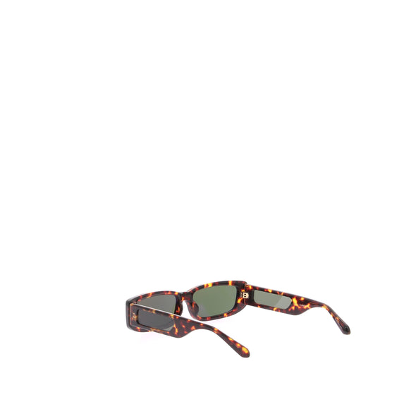 Lunettes de soleil écailles