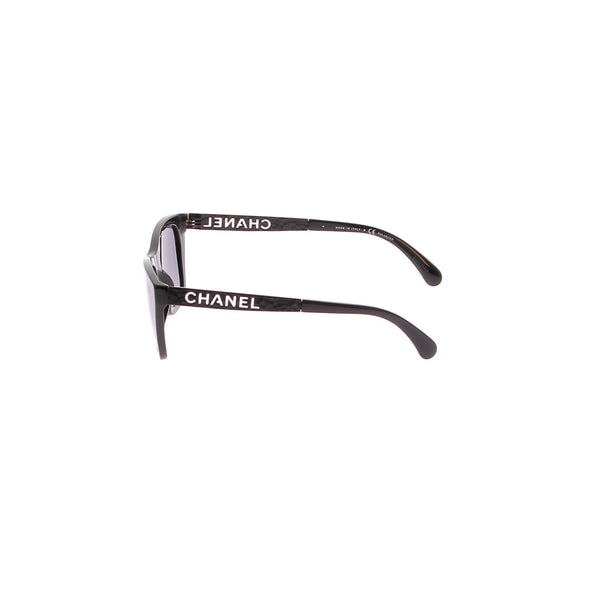 Lunettes de soleil noires