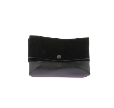 Pochette noire bi-matière