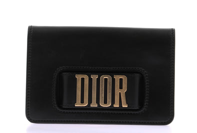 Pochette "Diorevolution"