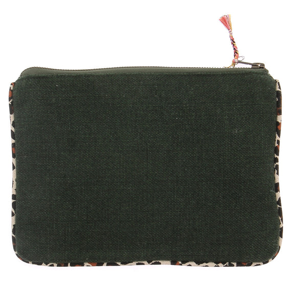 Pochette brodée