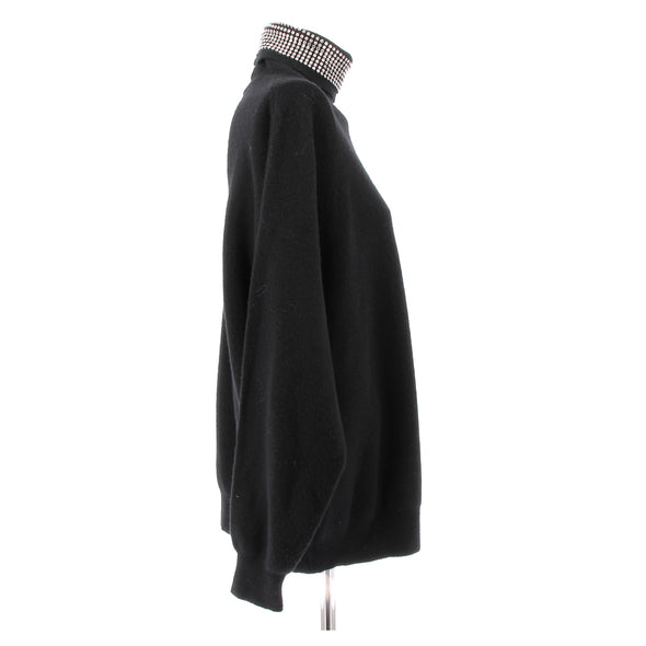 Pull noir à col roulé en strass