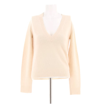 Pull crème à col V