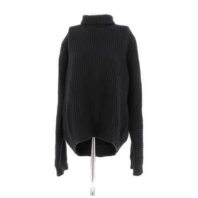 Pull noir col roulé