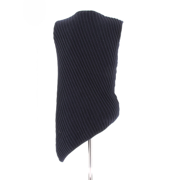 Pull bleu marine asymétrique