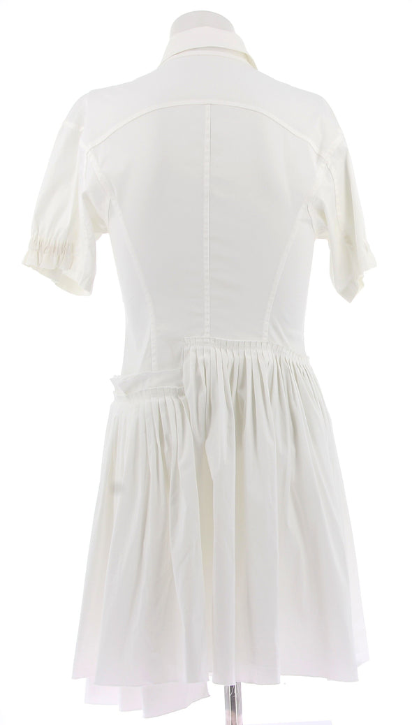 Robe blanche plissée