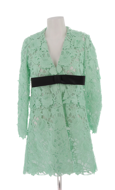 Robe verte en dentelle