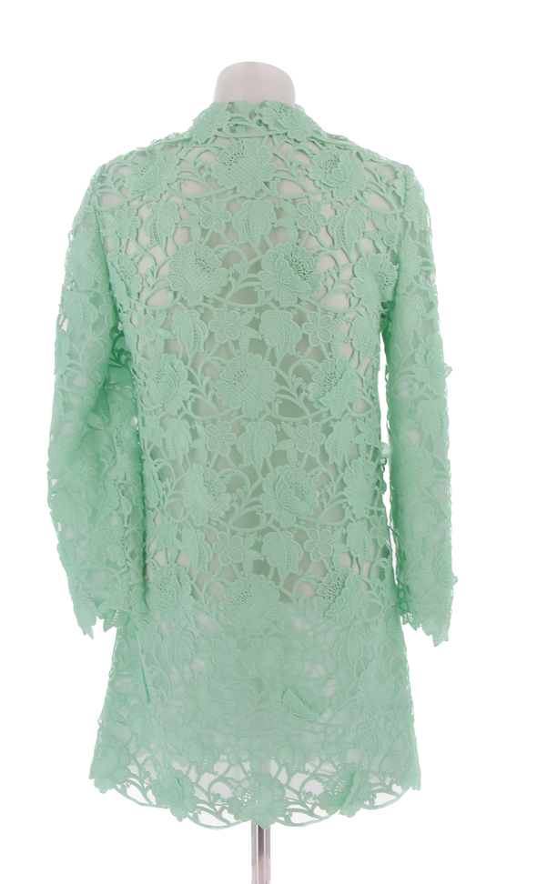 Robe verte en dentelle