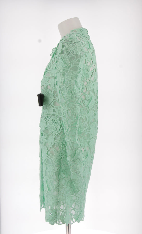 Robe verte en dentelle