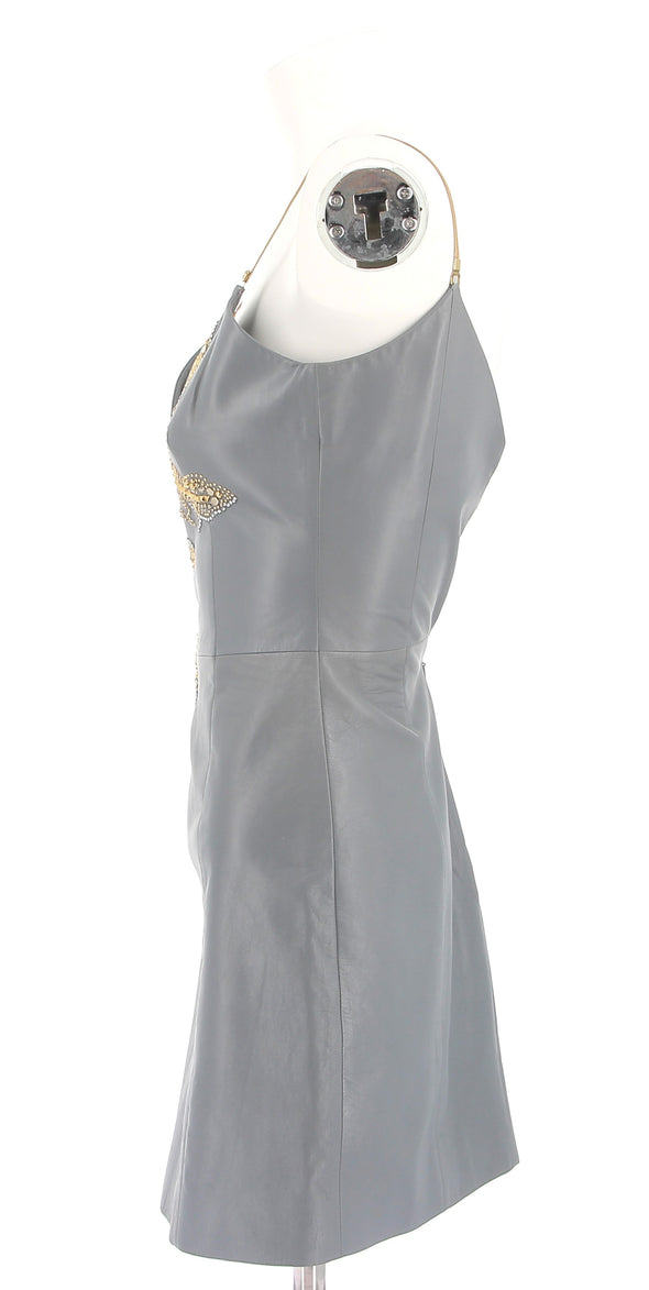 Robe en cuir gris avec strass