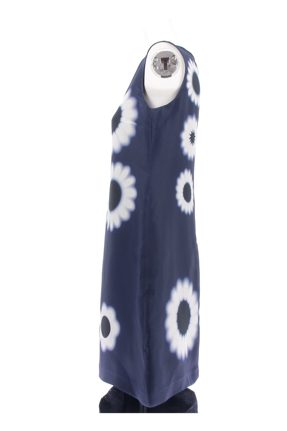 Robe bleu foncé à imprimé floral