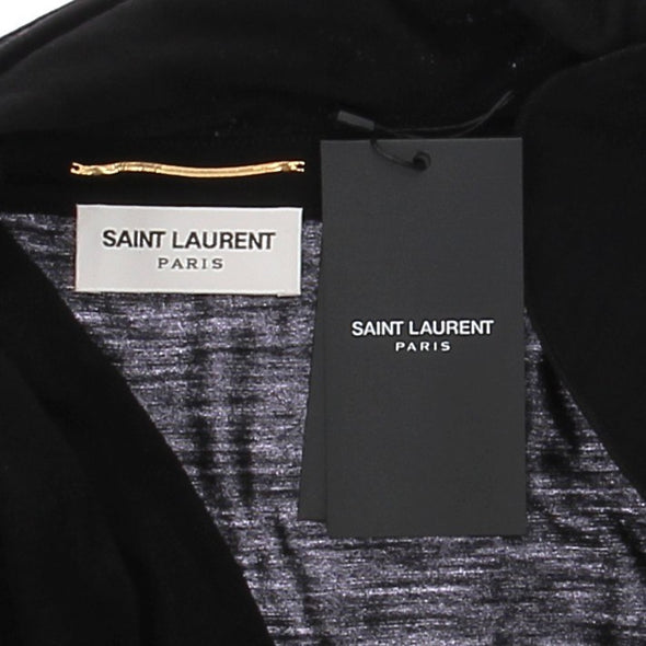 Robe noire en laine