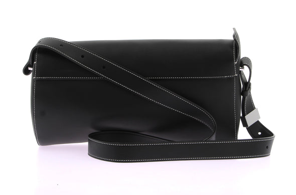 Sac à bandoulière en cuir noir "Interlock"