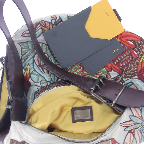 Sac porté épaule à broderies florales