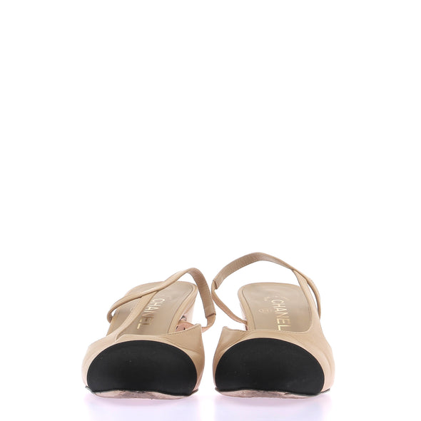 Slingback à talons beige et noir