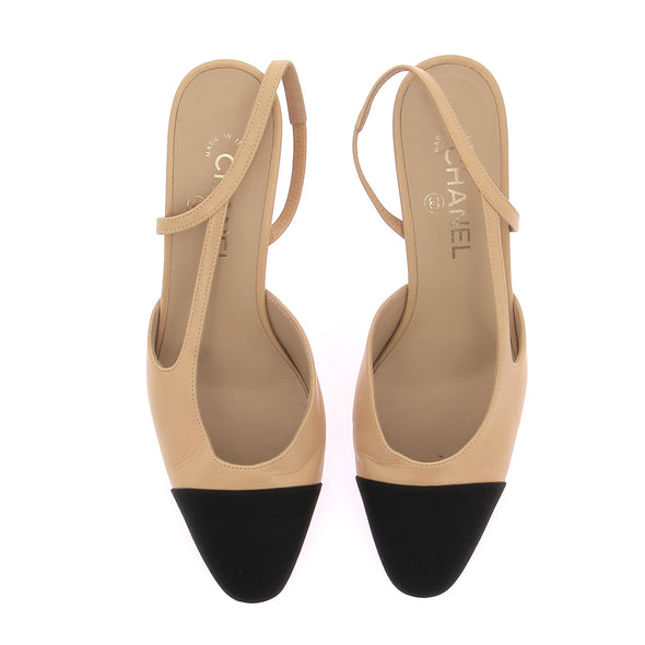 Slingback à talons beige et noir