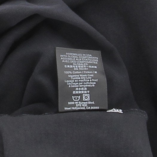 Tee-shirt gris foncé à motif