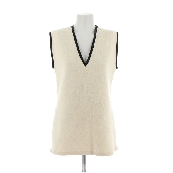 Top écru à col V