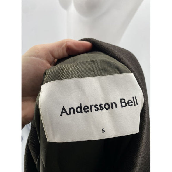 Blazer court - Andersson Bell