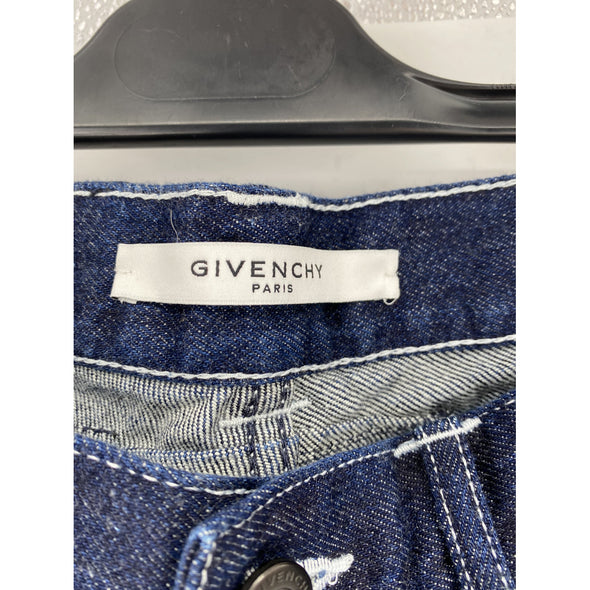 Jean Givenchy - 33