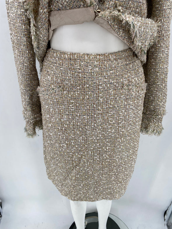 Tailleur en tweed beige