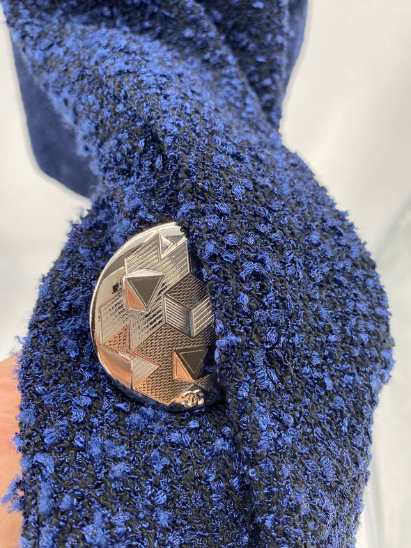 Veste en tweed marine à boutons argentés aux manches