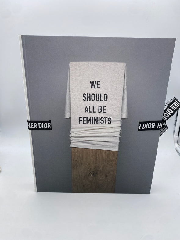 Livre "We should all be feminists" - Dior